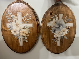 Set of 2 Cream Crosses